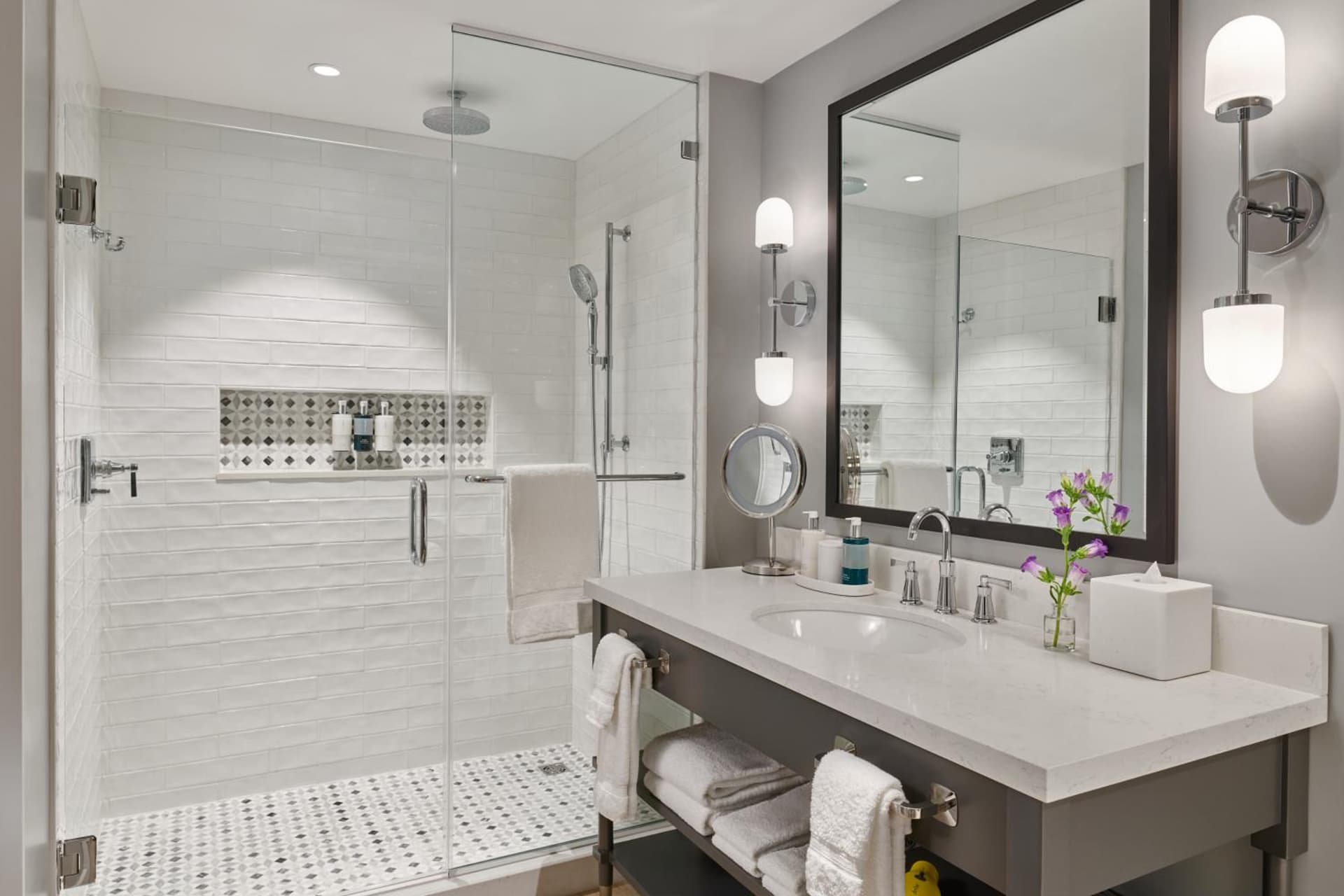 The Seabird Ocean Resort & Spa, Part of Destination Hotel by Hyatt gallery photo in Oceanside, CA — image 12