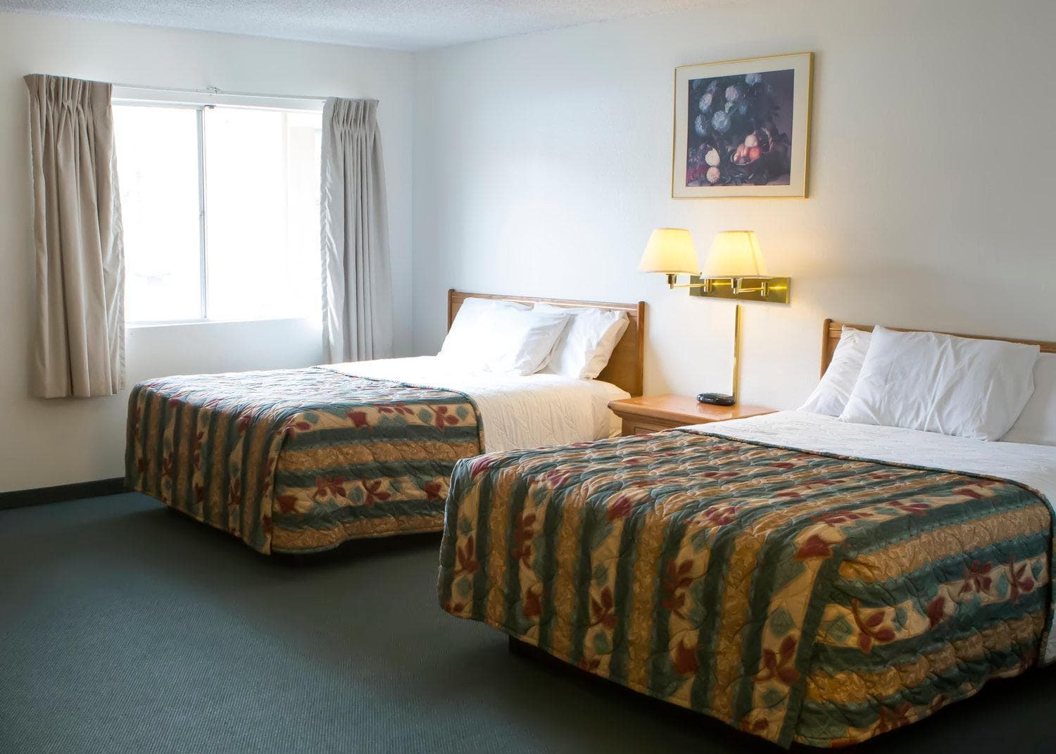 Dreamers Lodge interior in John Day, OR — gallery photo 2