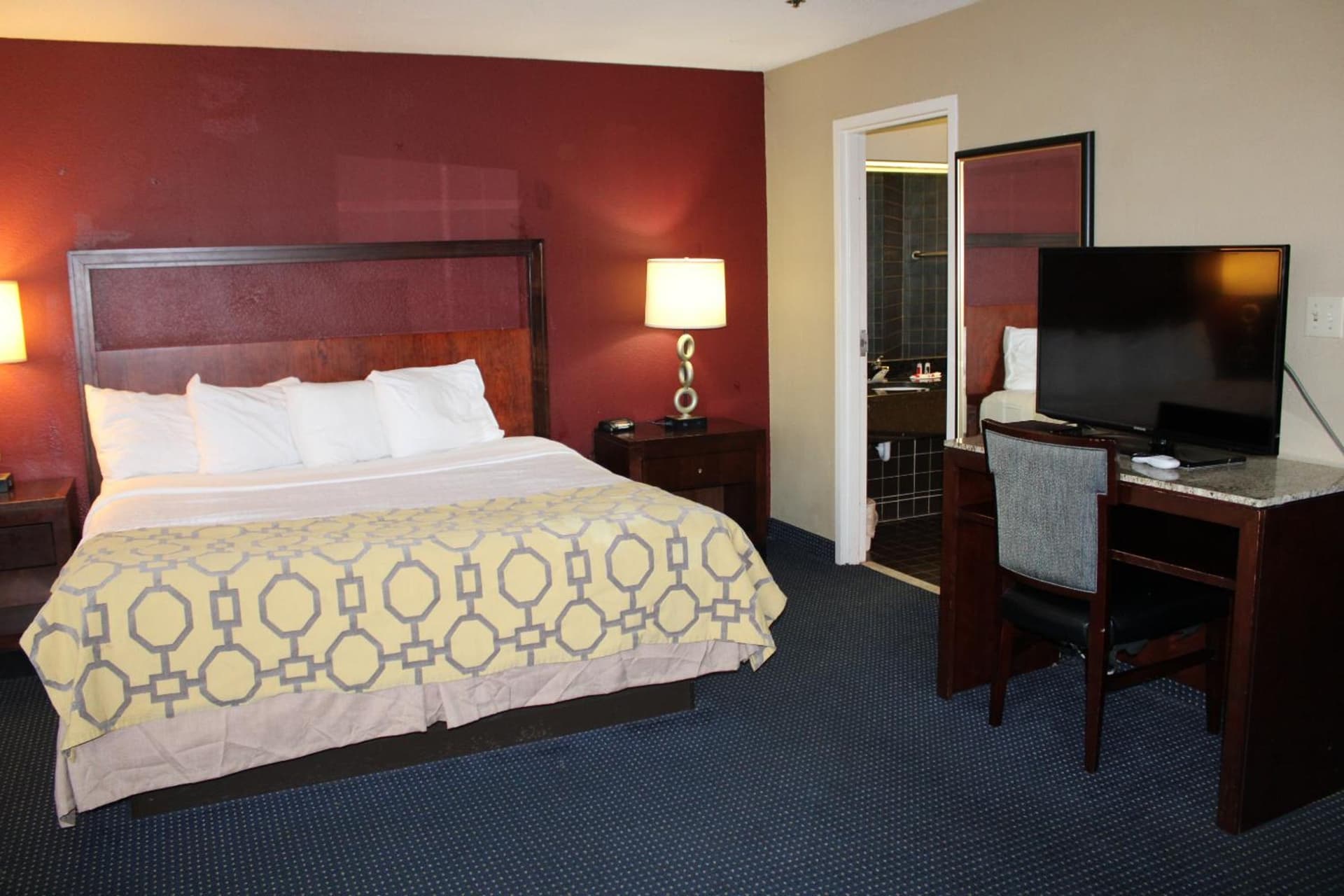APM Inn and Suites gallery photo in Hagerstown, MD — image 45