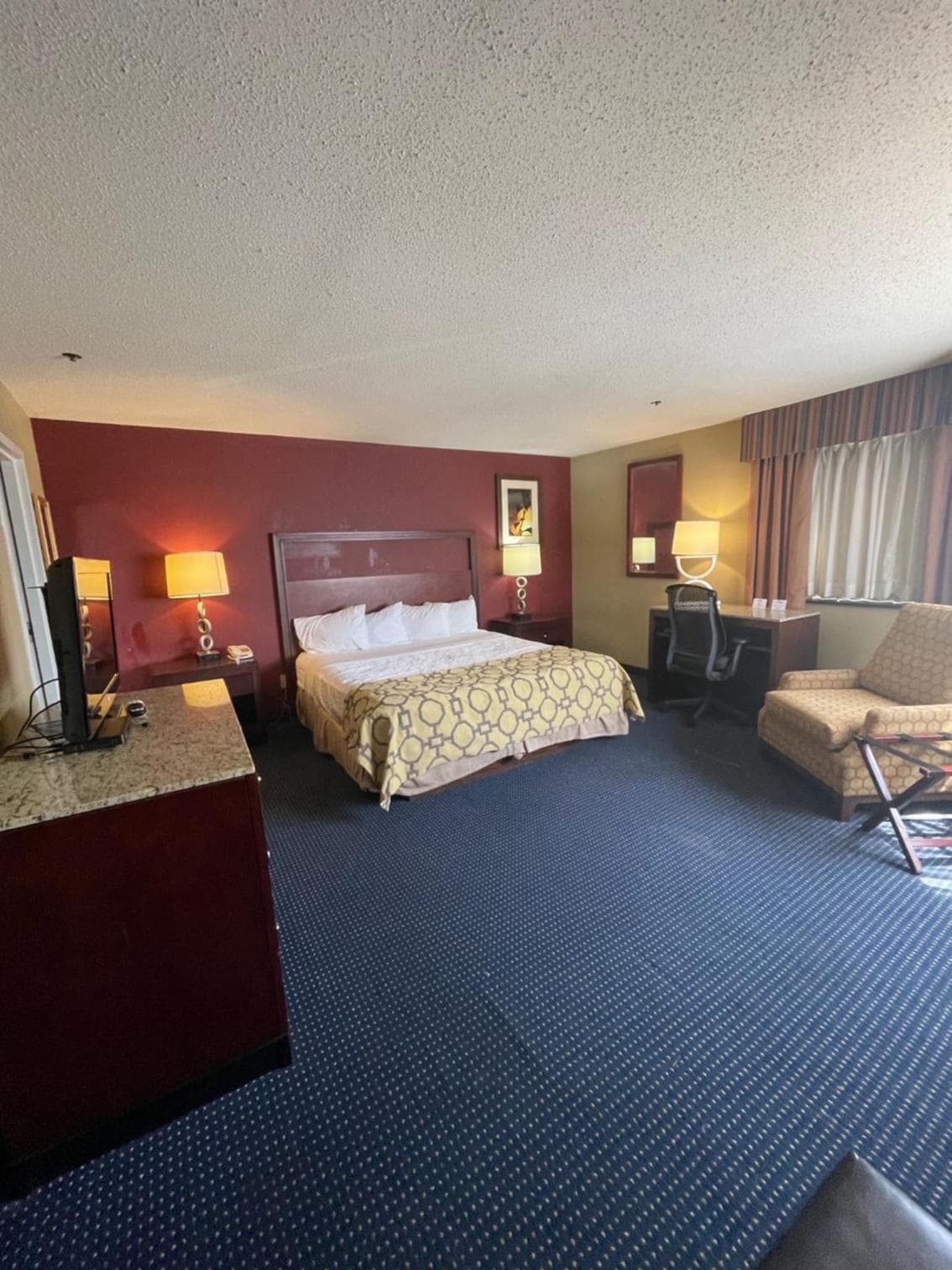 APM Inn and Suites gallery photo in Hagerstown, MD — image 5
