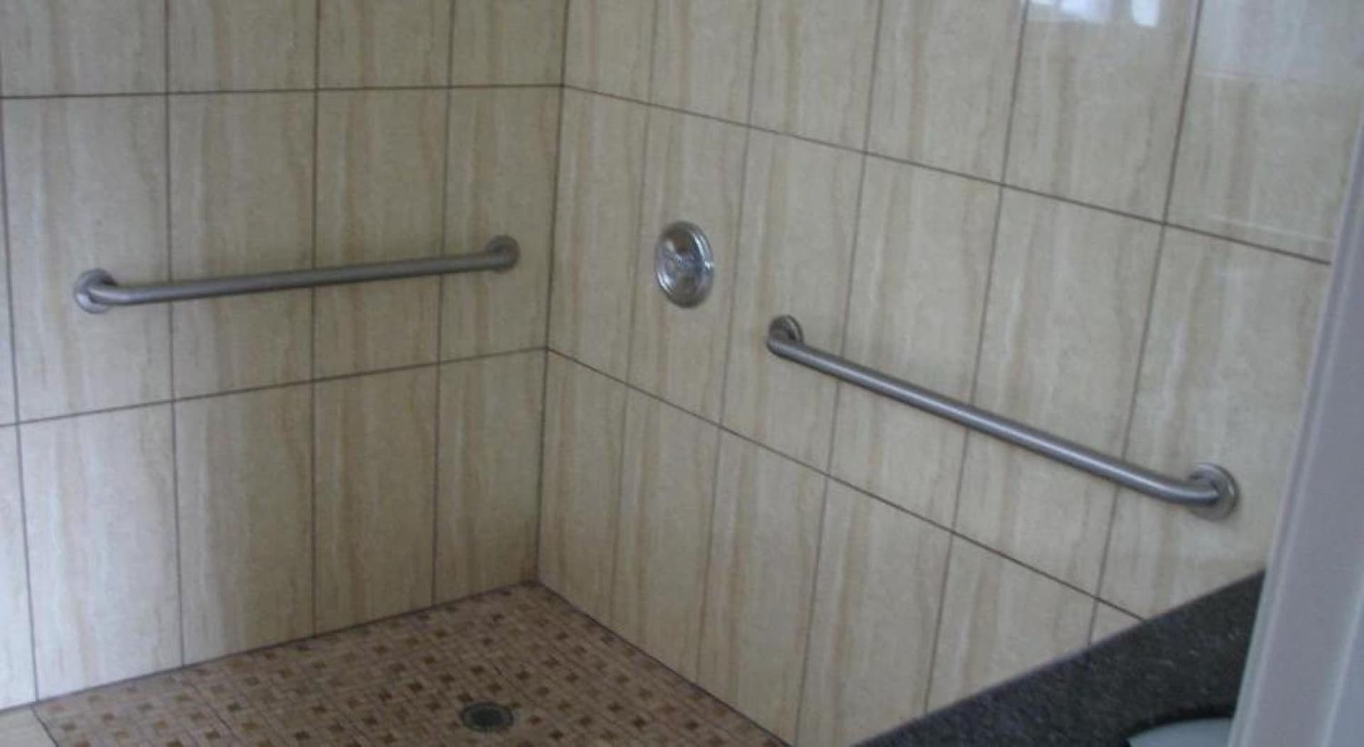 Motel 6 Glendale CA Pasadena Burbank Los Angeles gallery photo in Glendale, CA — image 34