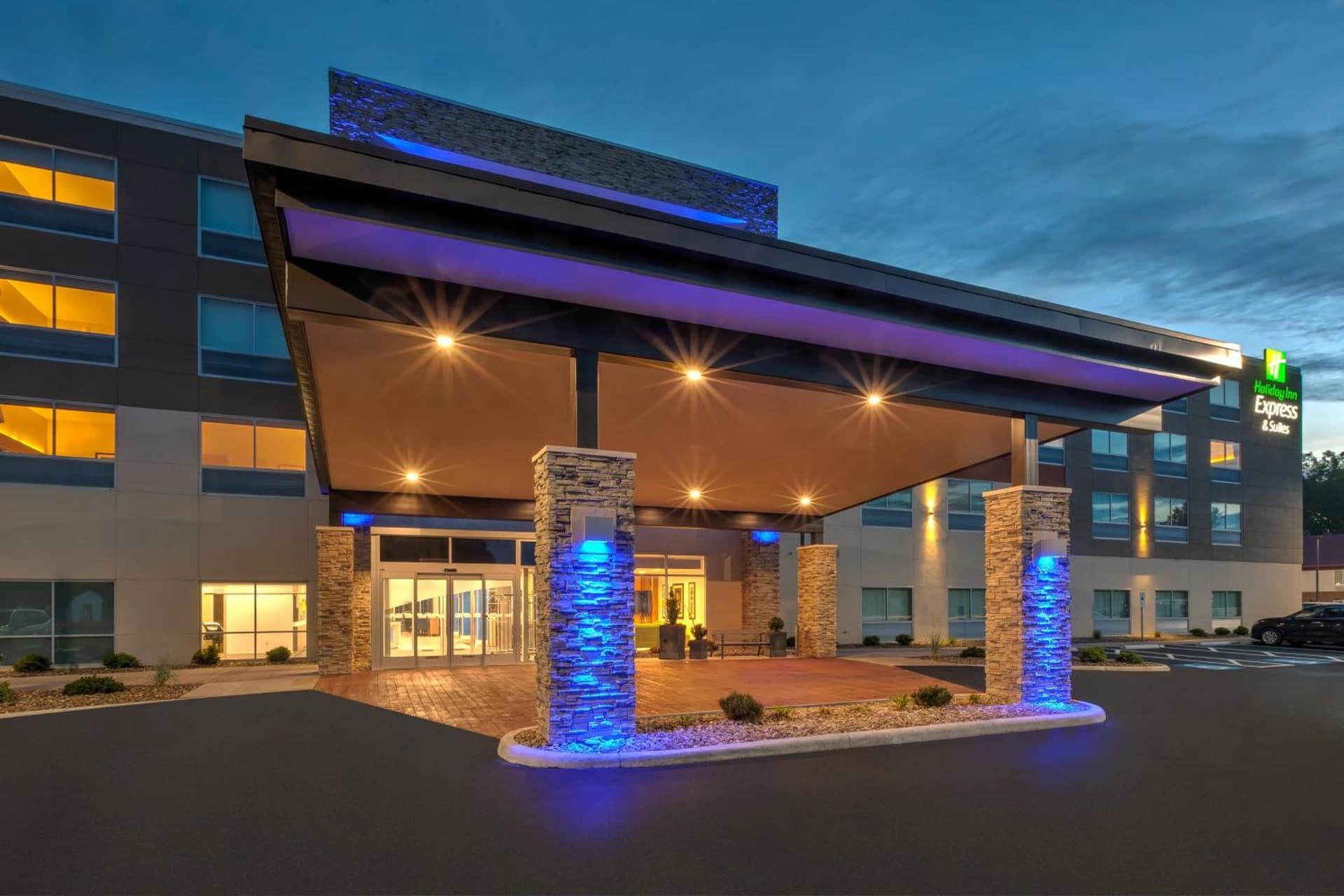 Holiday Inn Express & Suites - Milan - Sandusky Area by IHG featured exterior or lobby in Milan, OH — similar hotel