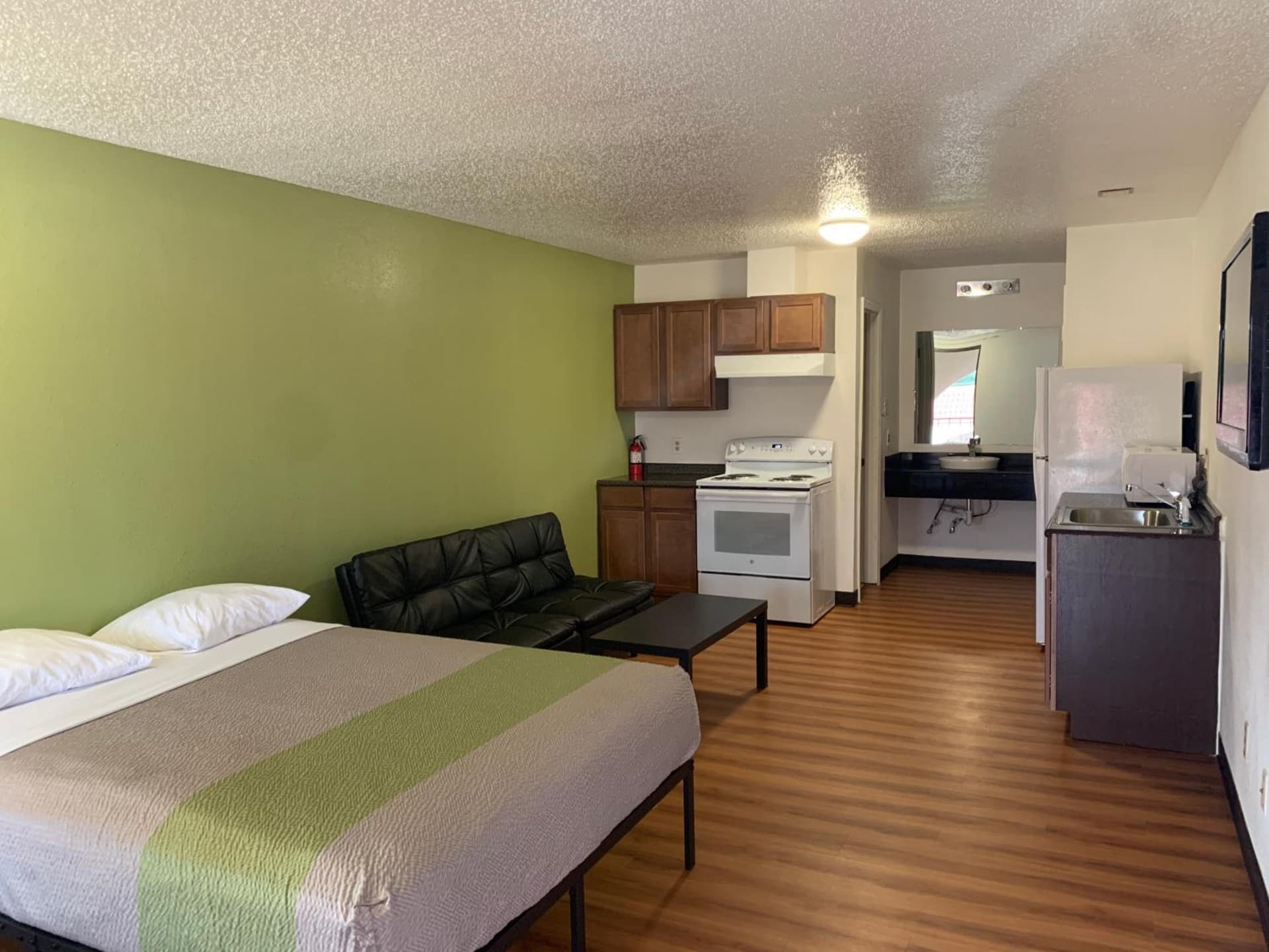 Motel 6-Longview, TX - North gallery photo in Longview, TX — image 40
