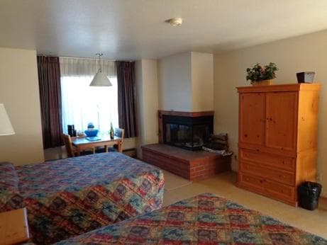 Pacific Gardens Inn gallery photo in Pacific Grove, CA — image 5