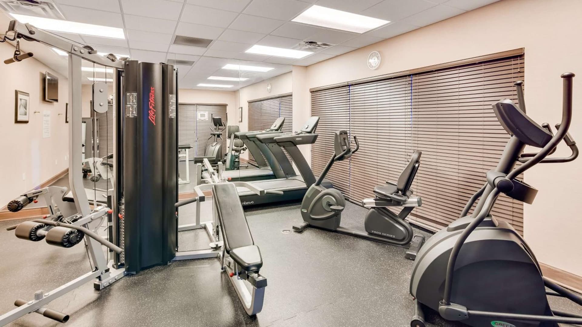 Best Western Plus Atrium Inn & Suites gallery photo in Clarksville, TN — image 6