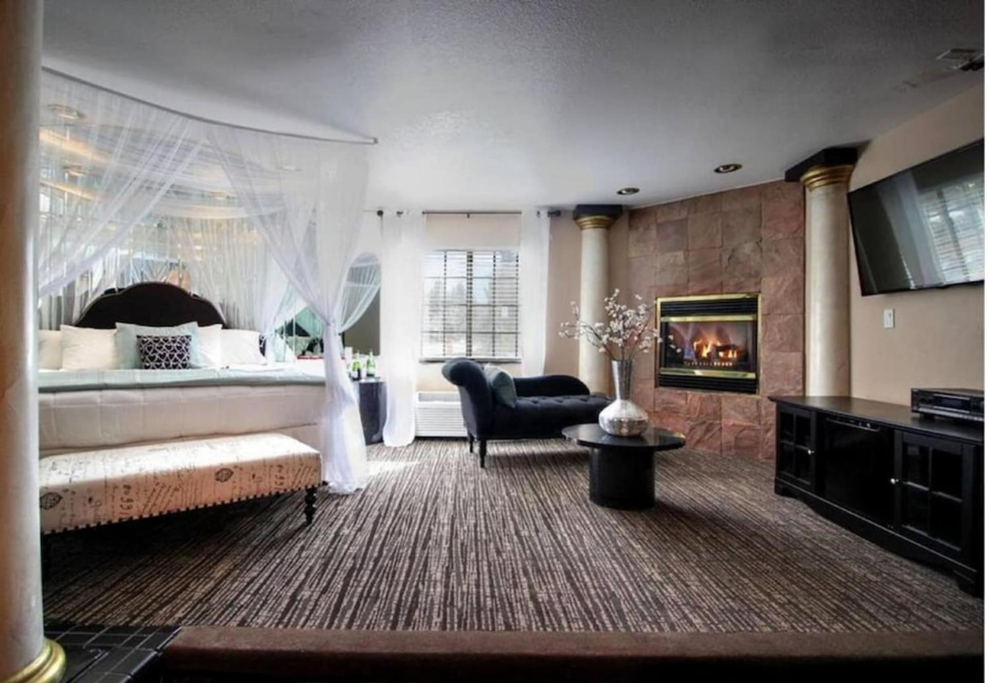 Postmarc Hotel and Spa Suites interior in South Lake Tahoe, CA — gallery photo 2