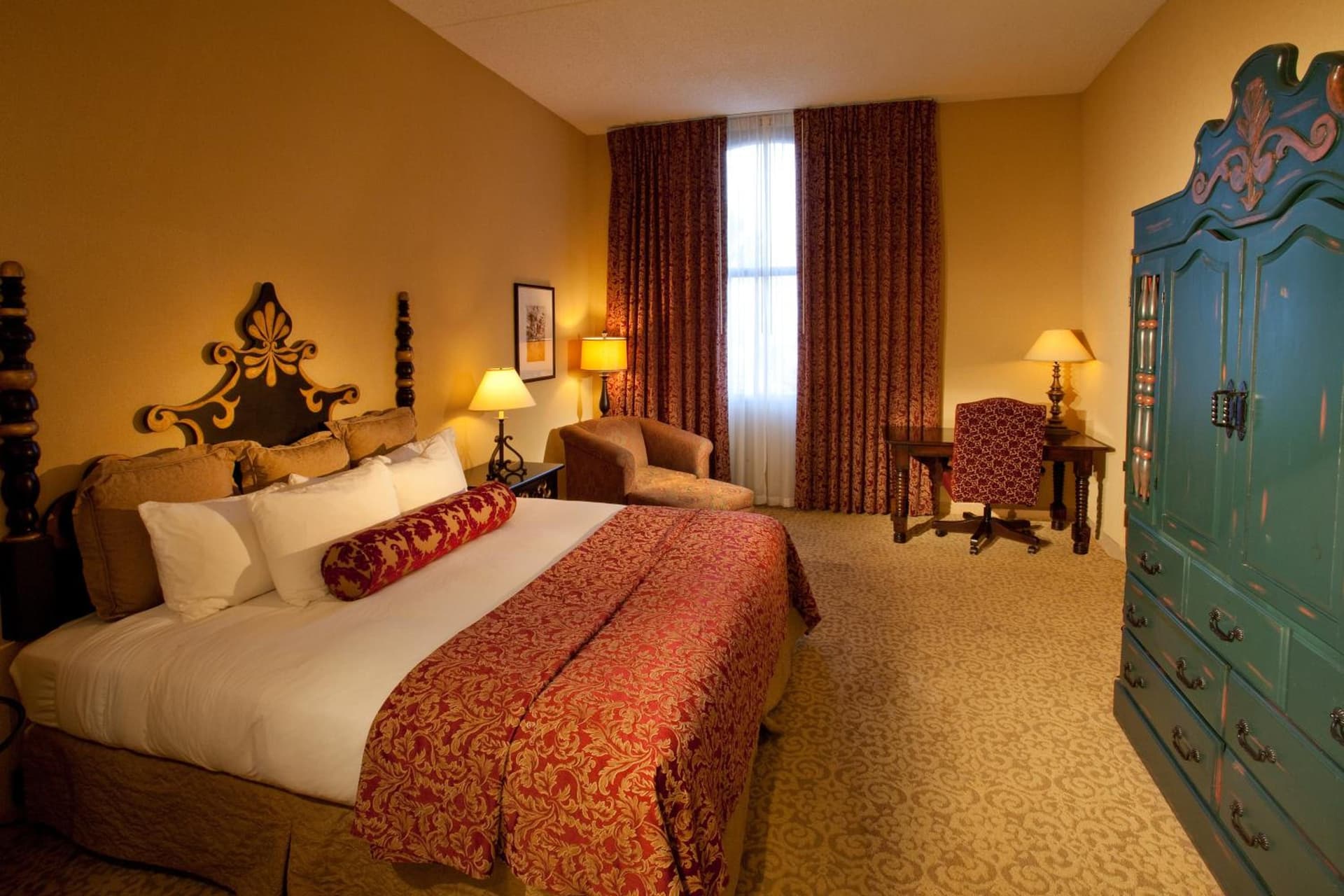 Hotel Encanto de Las Cruces interior in Las Cruces, NM — gallery photo 2