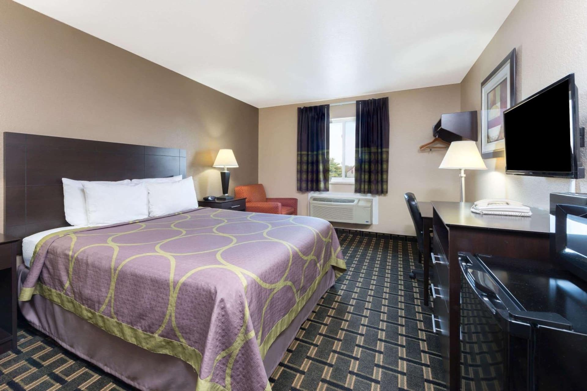 Super 8 by Wyndham Springfield East gallery photo in Springfield, IL — image 10