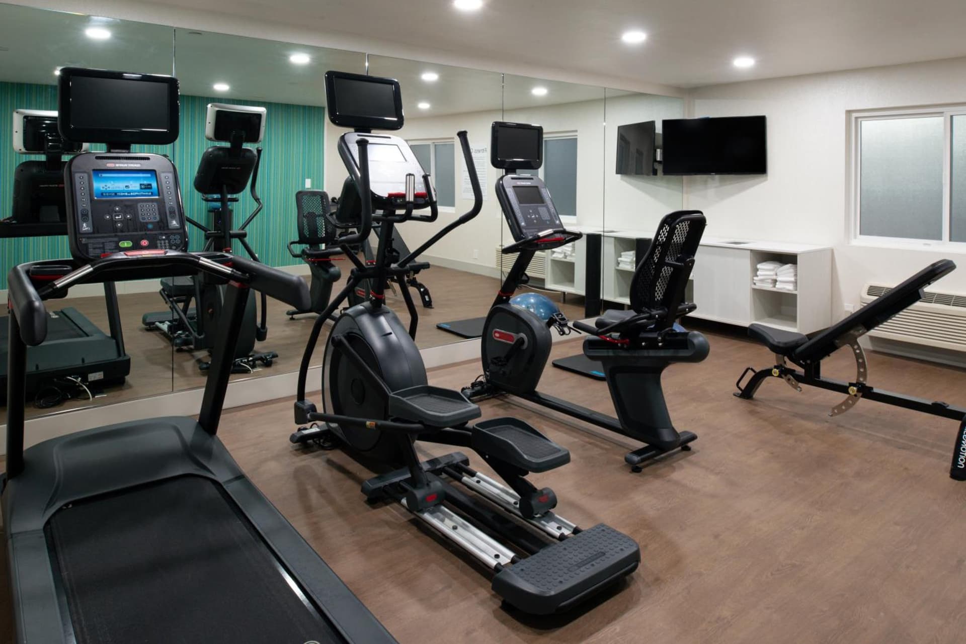 Holiday Inn Express - Santa Rosa North by IHG gallery photo in Santa Rosa, CA — image 17