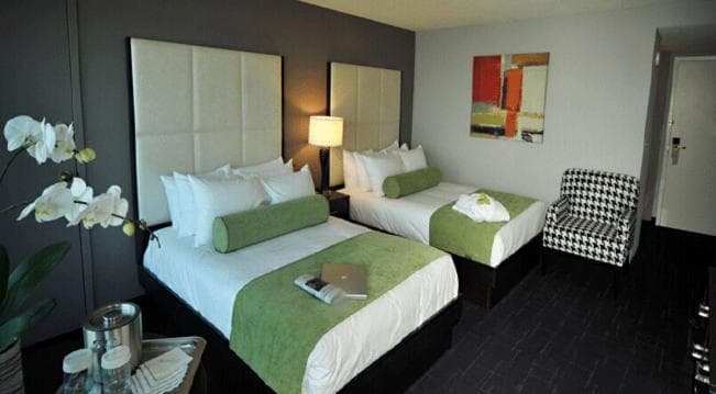 Oyster Point Hotel interior in Red Bank, NJ — gallery photo 2