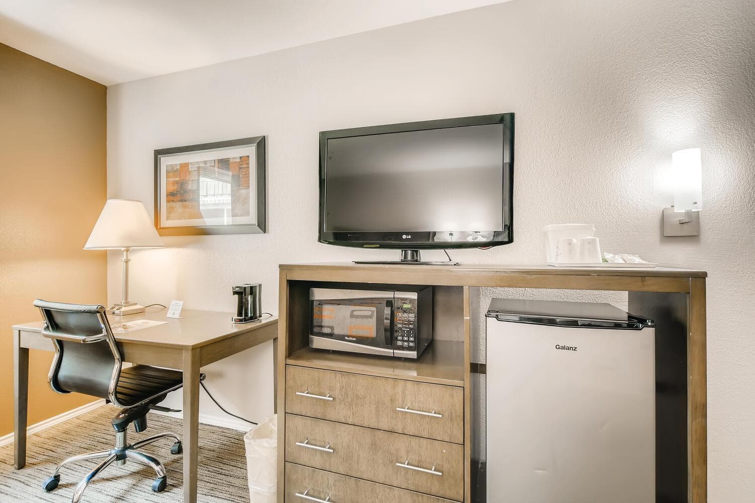 Orangewood Inn and Suites Midtown gallery photo in Austin, TX — image 11