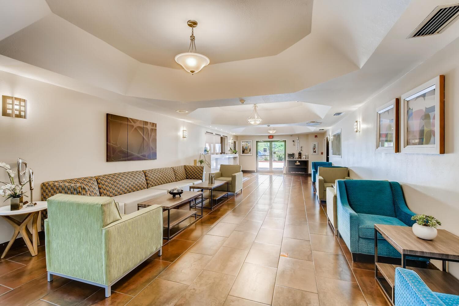 Orangewood Inn and Suites Midtown gallery photo in Austin, TX — image 8