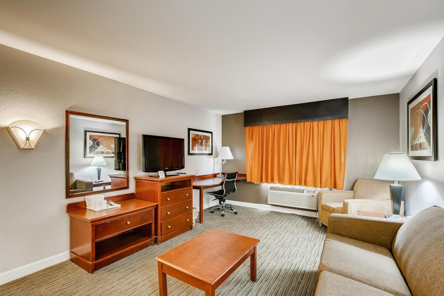 Orangewood Inn and Suites Midtown gallery photo in Austin, TX — image 34