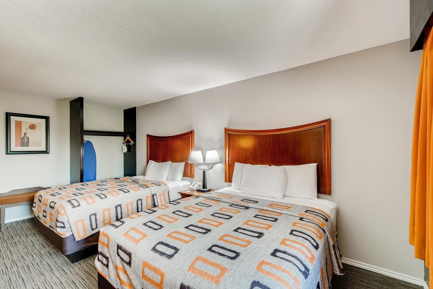 Orangewood Inn and Suites Midtown gallery photo in Austin, TX — image 58