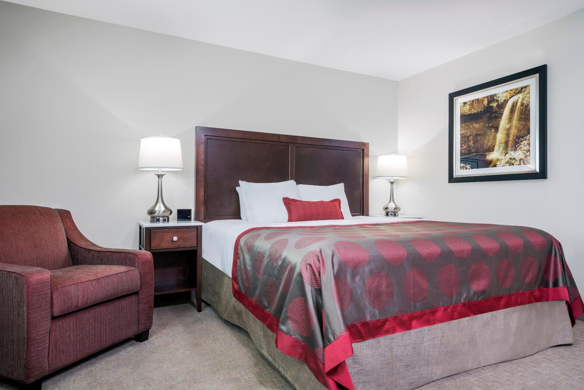 Ramada by Wyndham Minneapolis Golden Valley gallery photo in Minneapolis, MN — image 5
