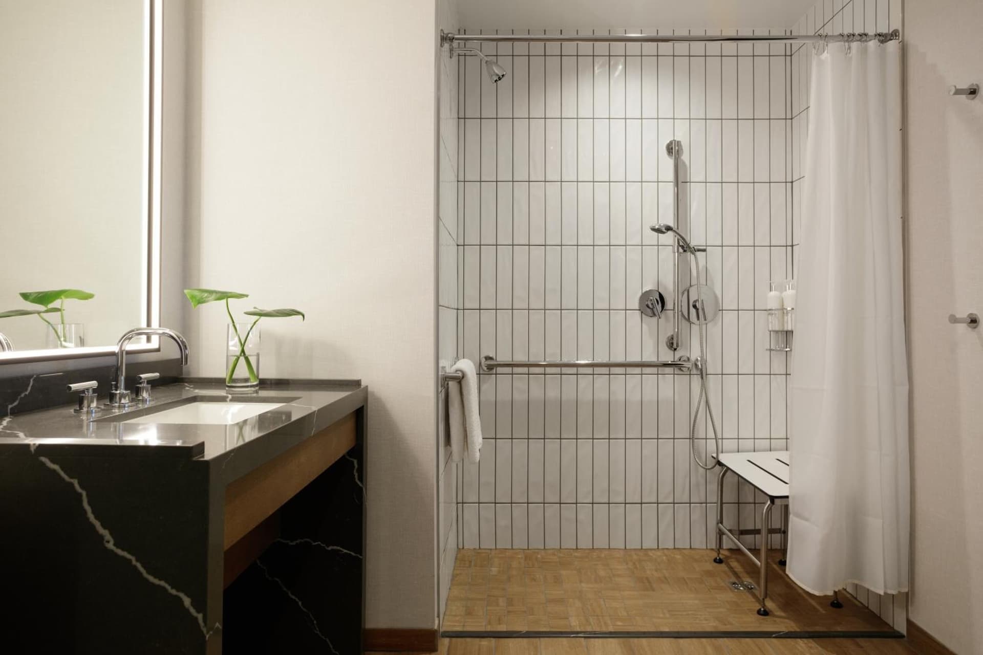 Kimpton - Harper Hotel by IHG gallery photo in Fort Worth, TX — image 31