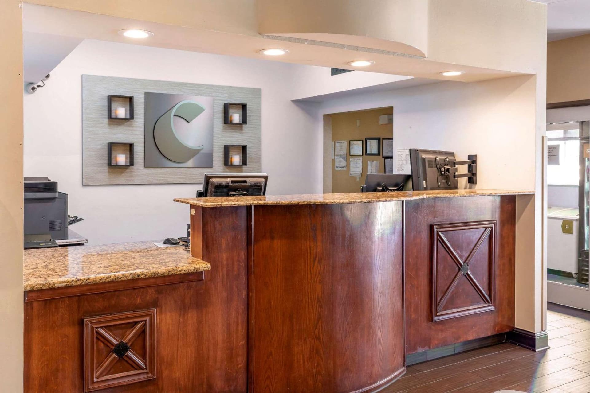 Comfort Suites North Dallas property views in Dallas, TX — gallery photo 3