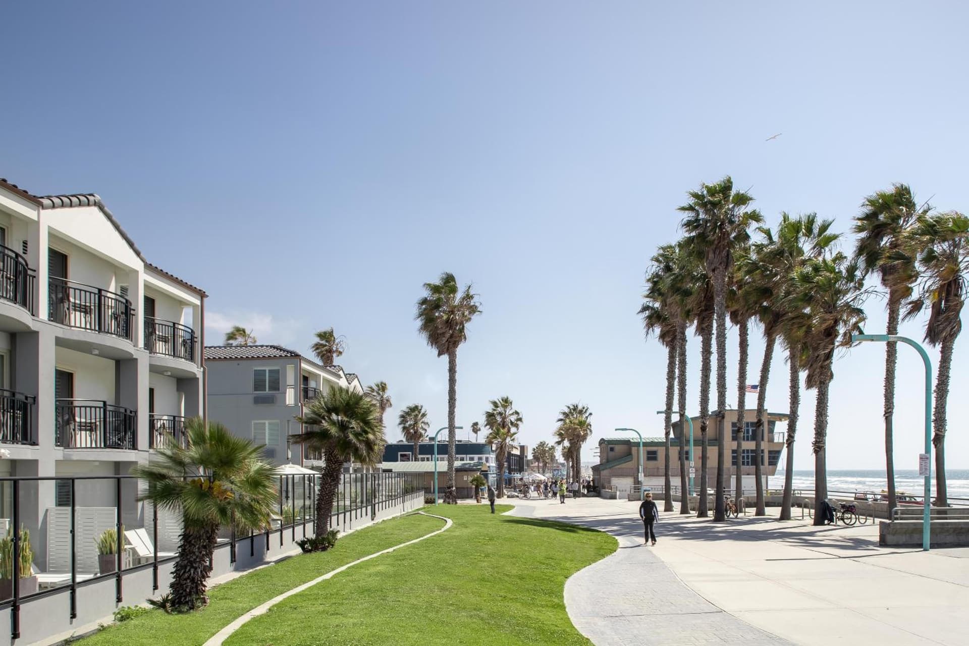 Ocean Park Inn property views in San Diego, CA — gallery photo 3