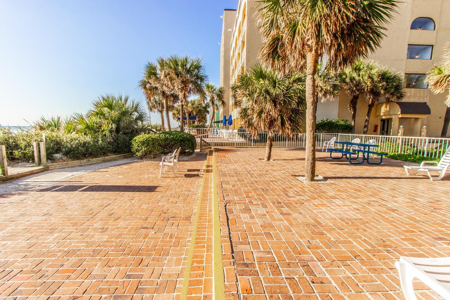 Sea Mist 51206 property views in Myrtle Beach, SC — gallery photo 3