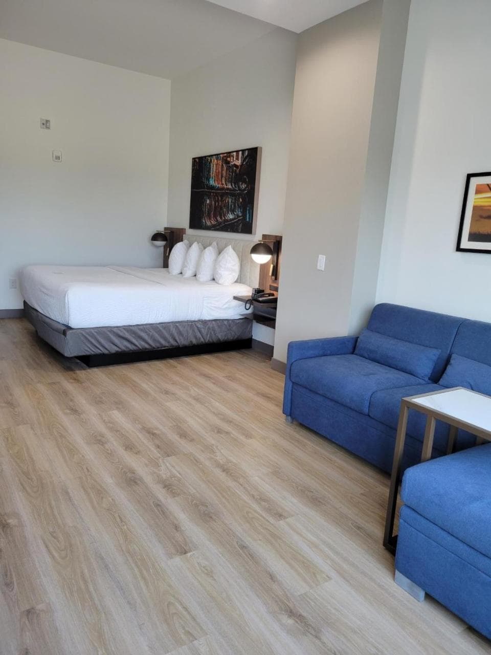 La Quinta Inn & Suites by Wyndham Terrell gallery photo in Terrell, TX — image 18