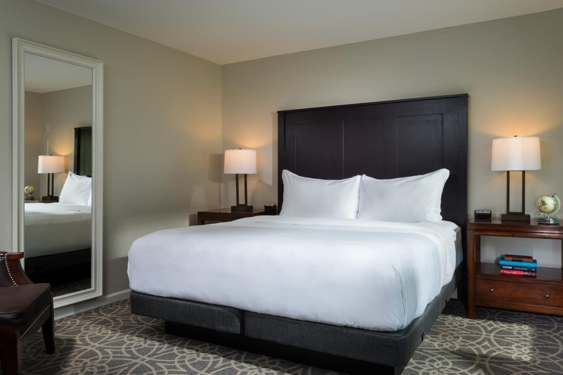 The Equinox Golf Resort & Spa gallery photo in Manchester — image 145