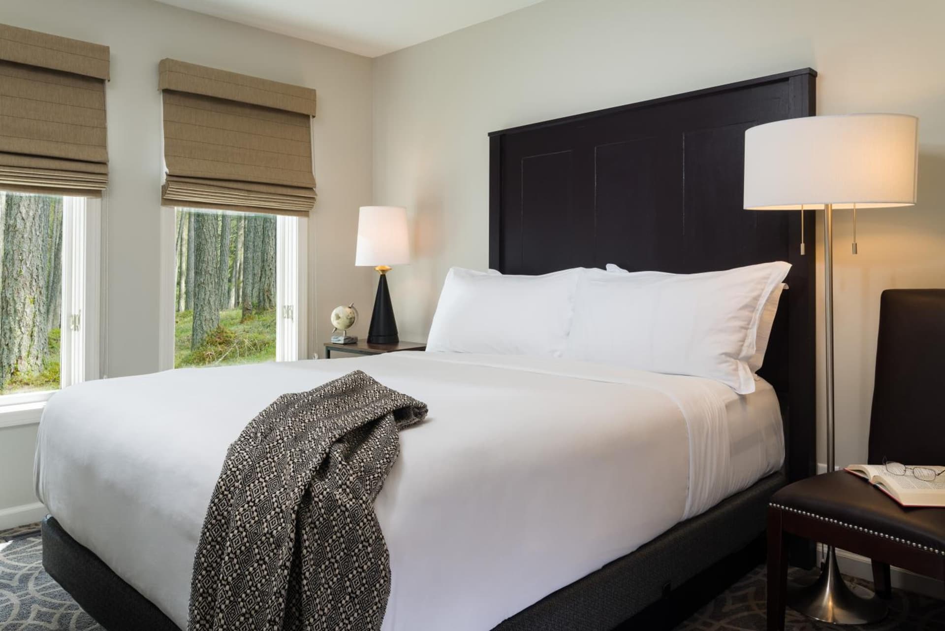 The Equinox Golf Resort & Spa gallery photo in Manchester — image 91