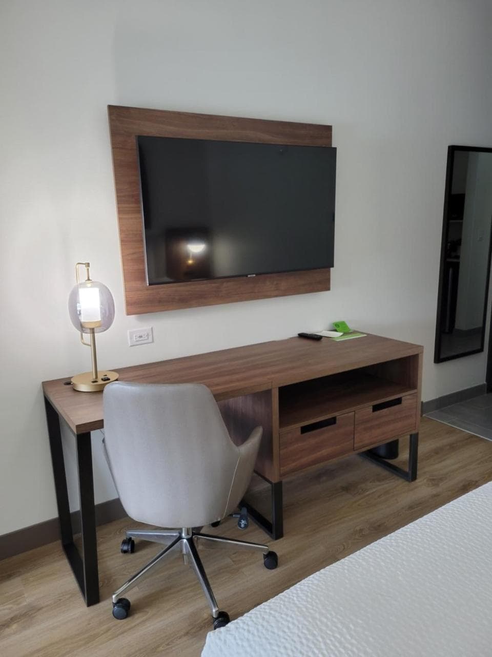 La Quinta Inn & Suites by Wyndham Terrell gallery photo in Terrell, TX — image 51