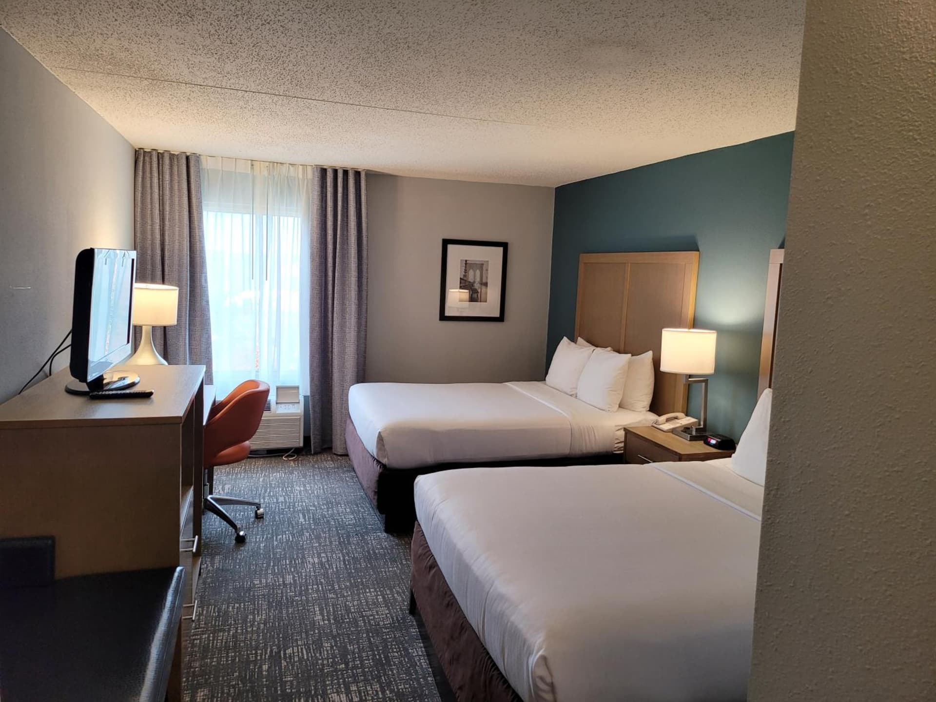 Comfort Inn & Suites Alexandria West gallery photo in Alexandria, VA — image 43
