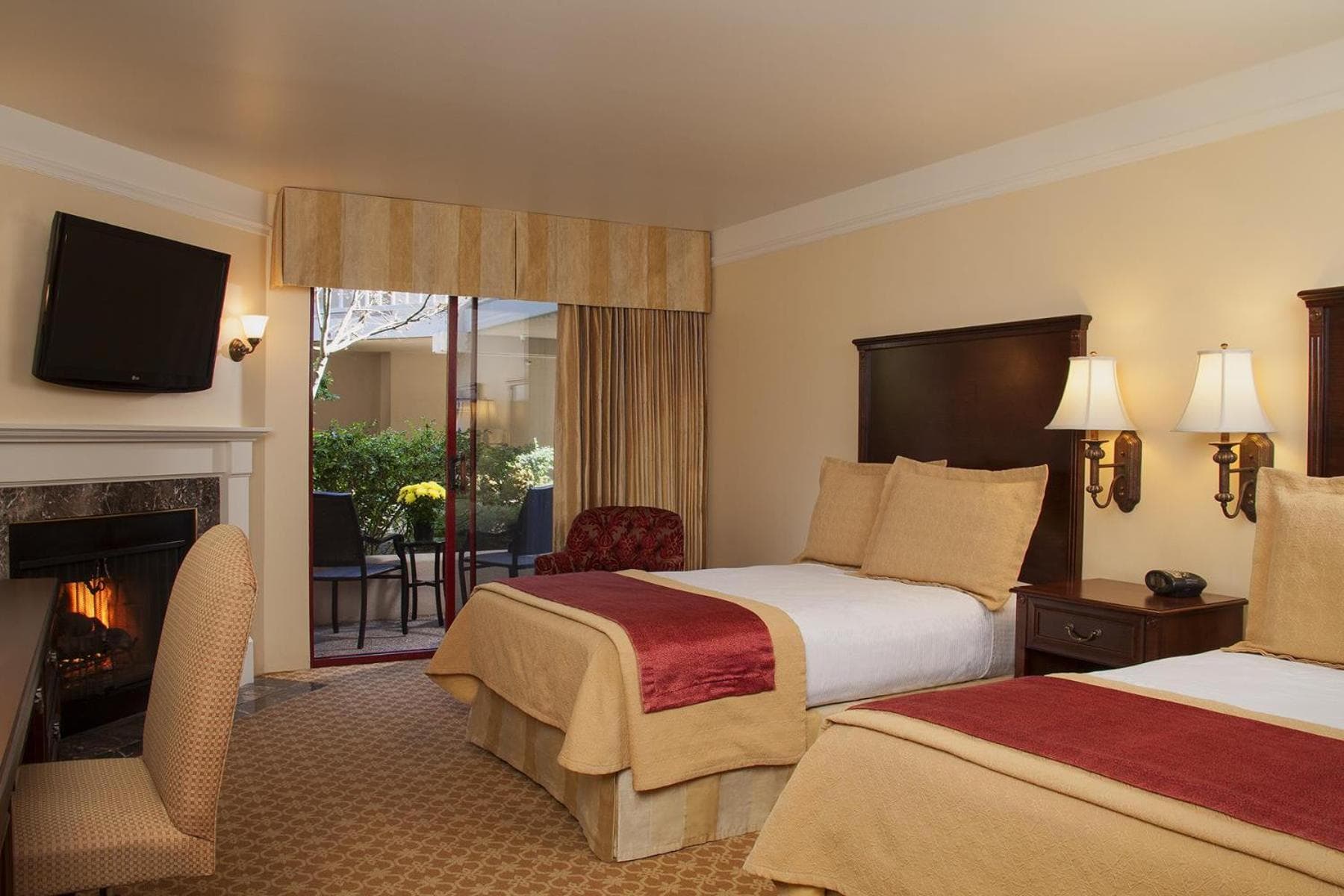 Victorian Inn gallery photo in Monterey, CA — image 35