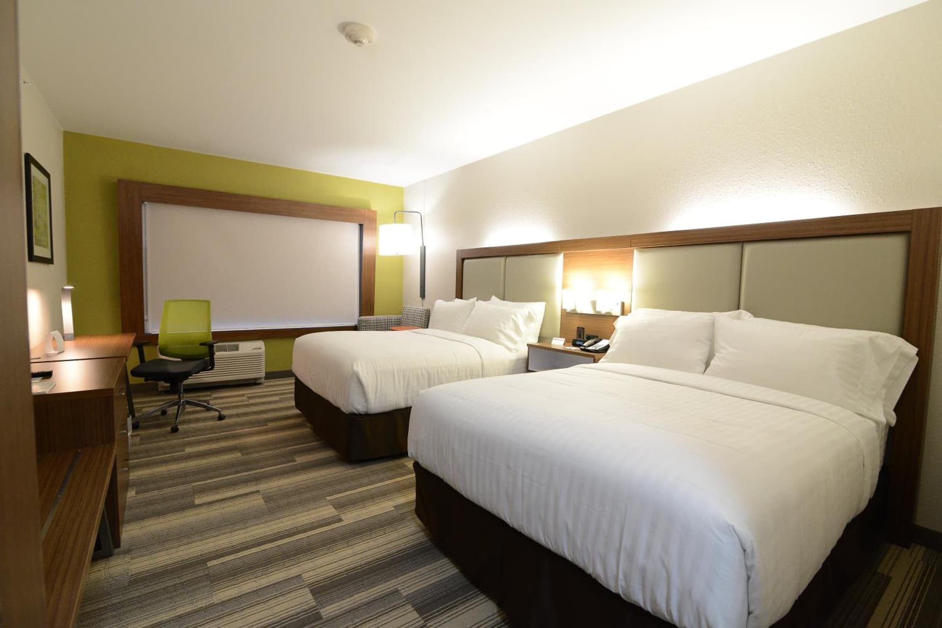 Holiday Inn Express & Suites Chicago North Shore - Niles by IHG gallery photo in Niles, IL — image 17