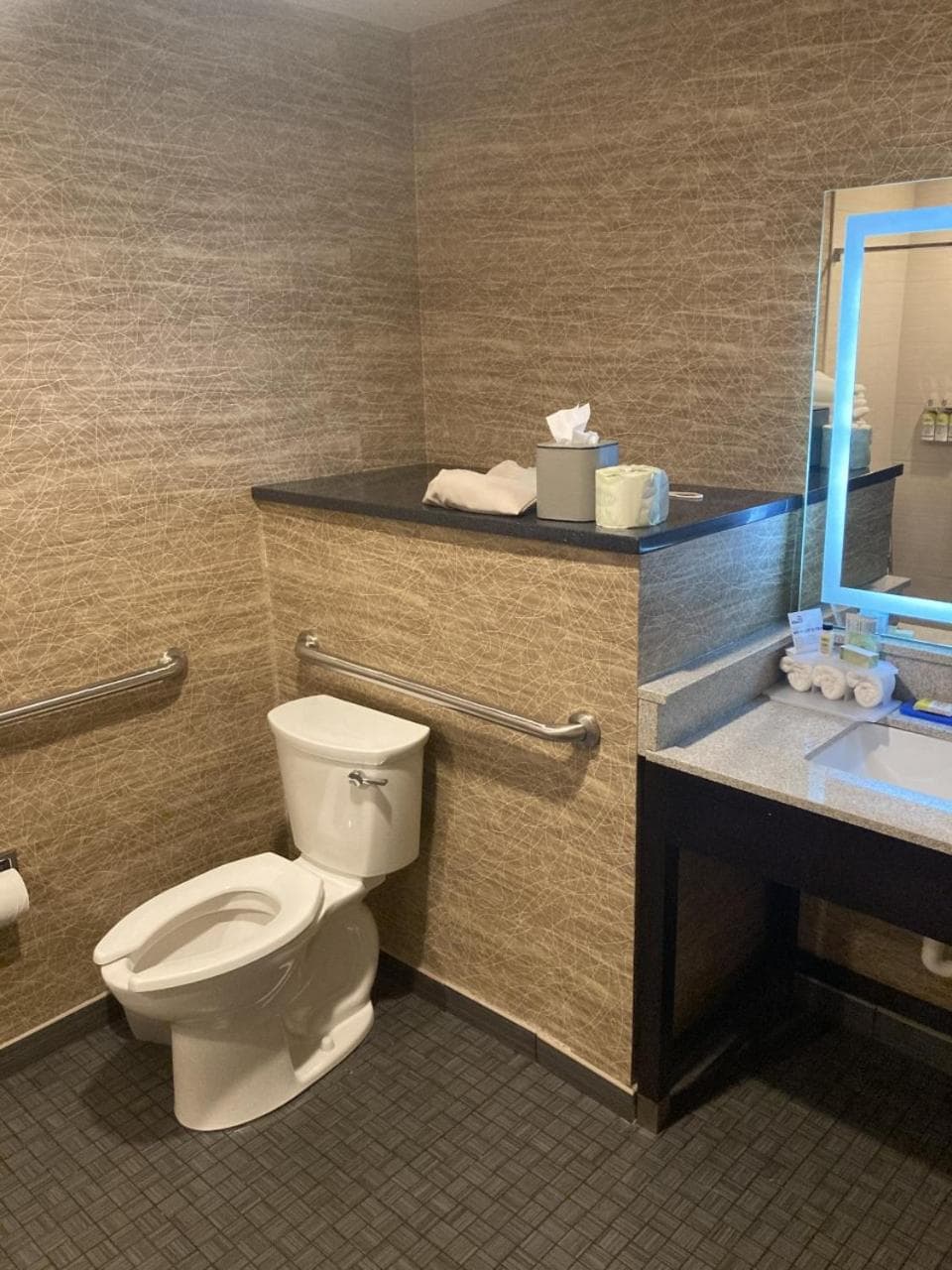 Holiday Inn Express & Suites Peekskill-Lower Hudson Valley by IHG gallery photo in Peekskill, NY — image 41