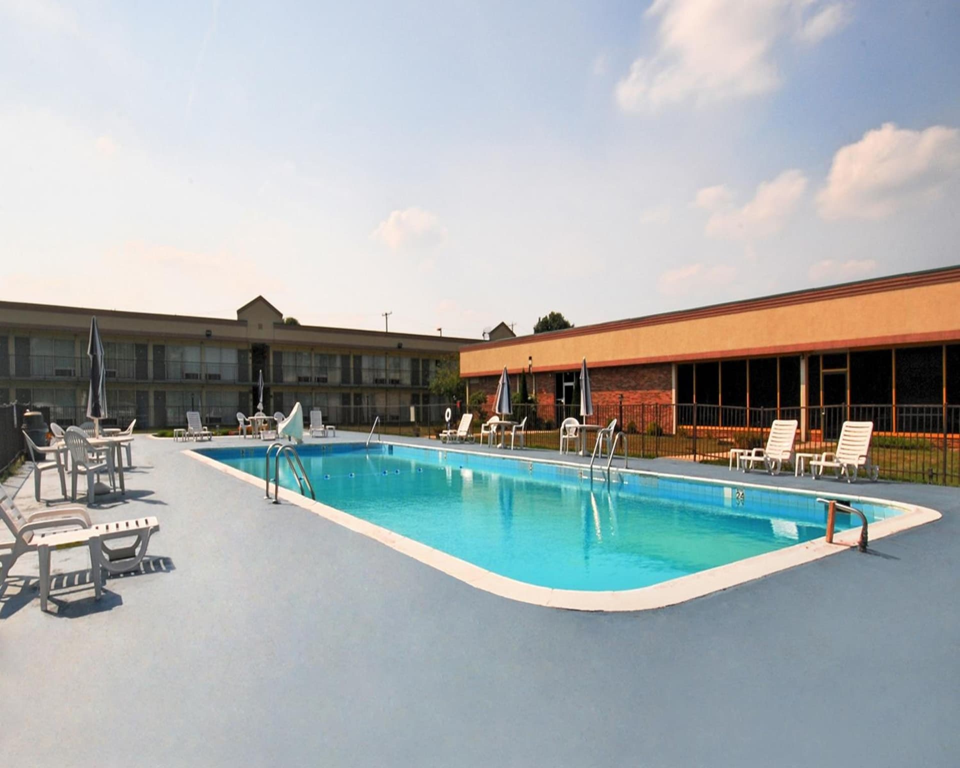 Quality Inn & Suites York East gallery photo in York, PA — image 30