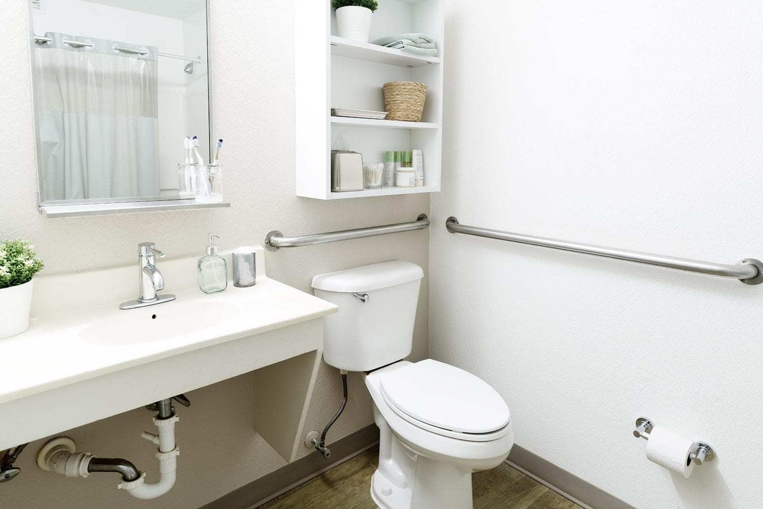 InTown Suites Extended Stay San Antonio TX - Leon Valley South property views in San Antonio, TX — gallery photo 3