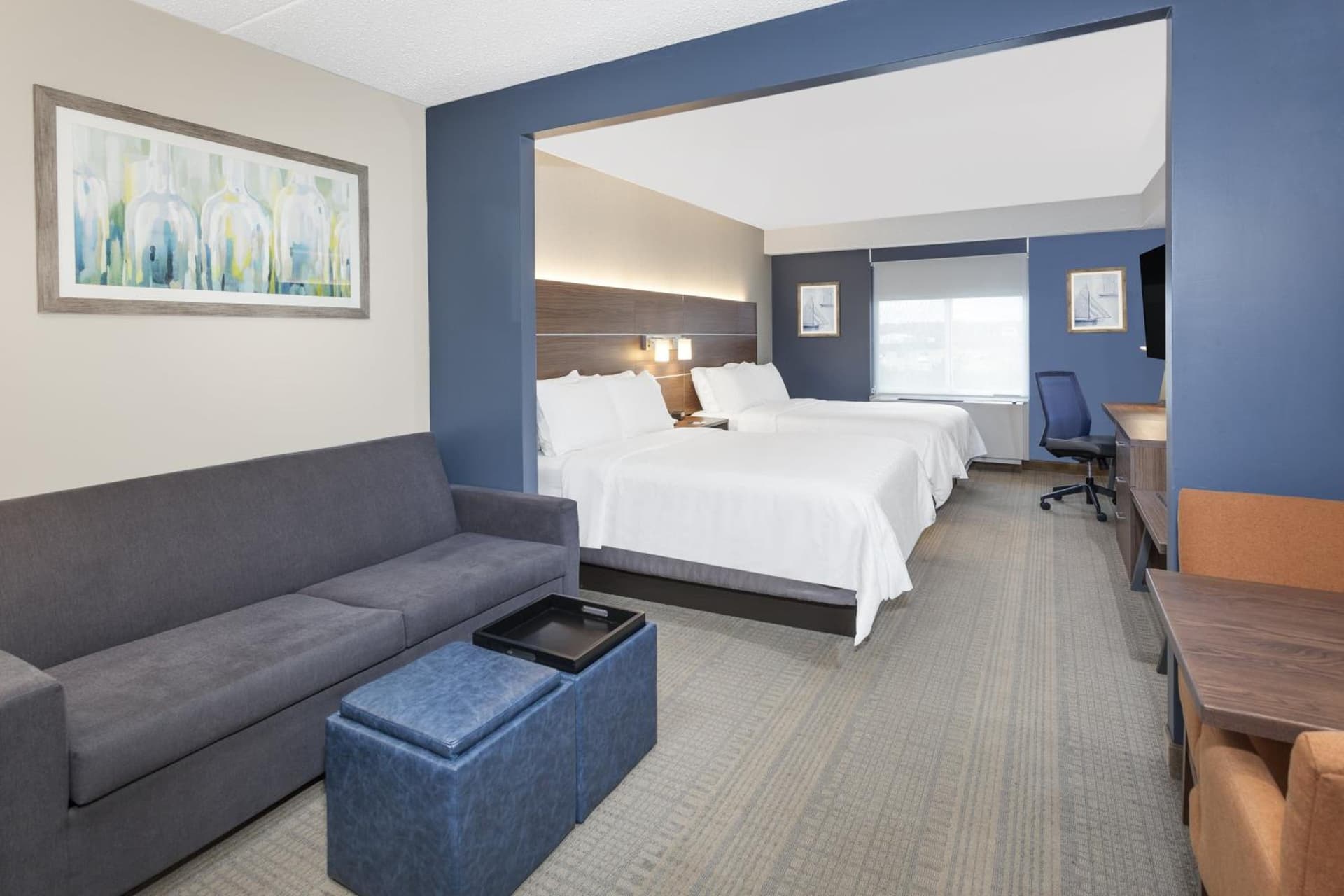 Holiday Inn Express & Suites Riverhead - Long Island by IHG gallery photo in Riverhead, NY — image 13