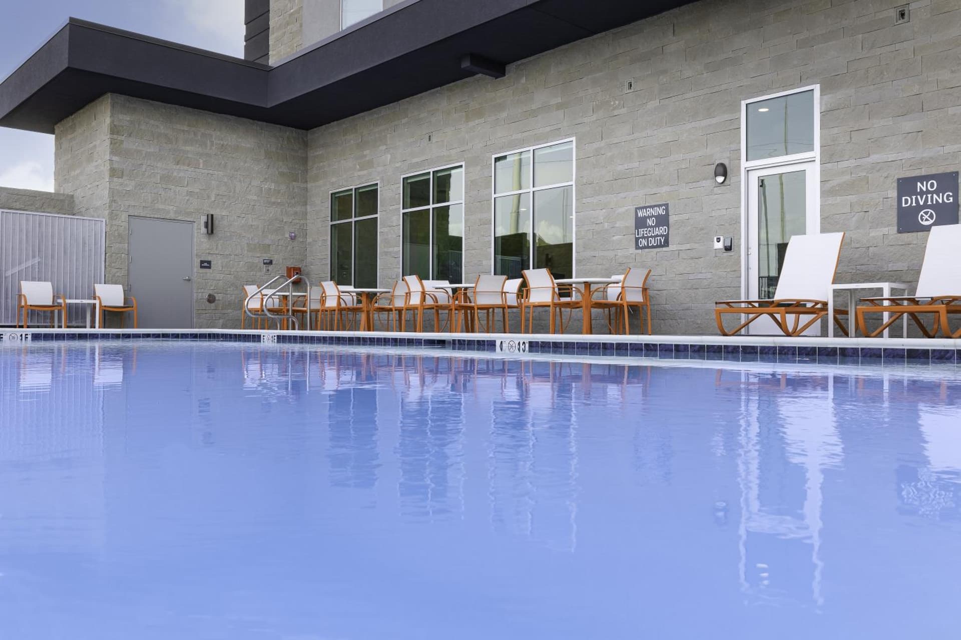 Holiday Inn Glendale - Stadium & Ent Dist by IHG property views in Glendale, AZ — gallery photo 3