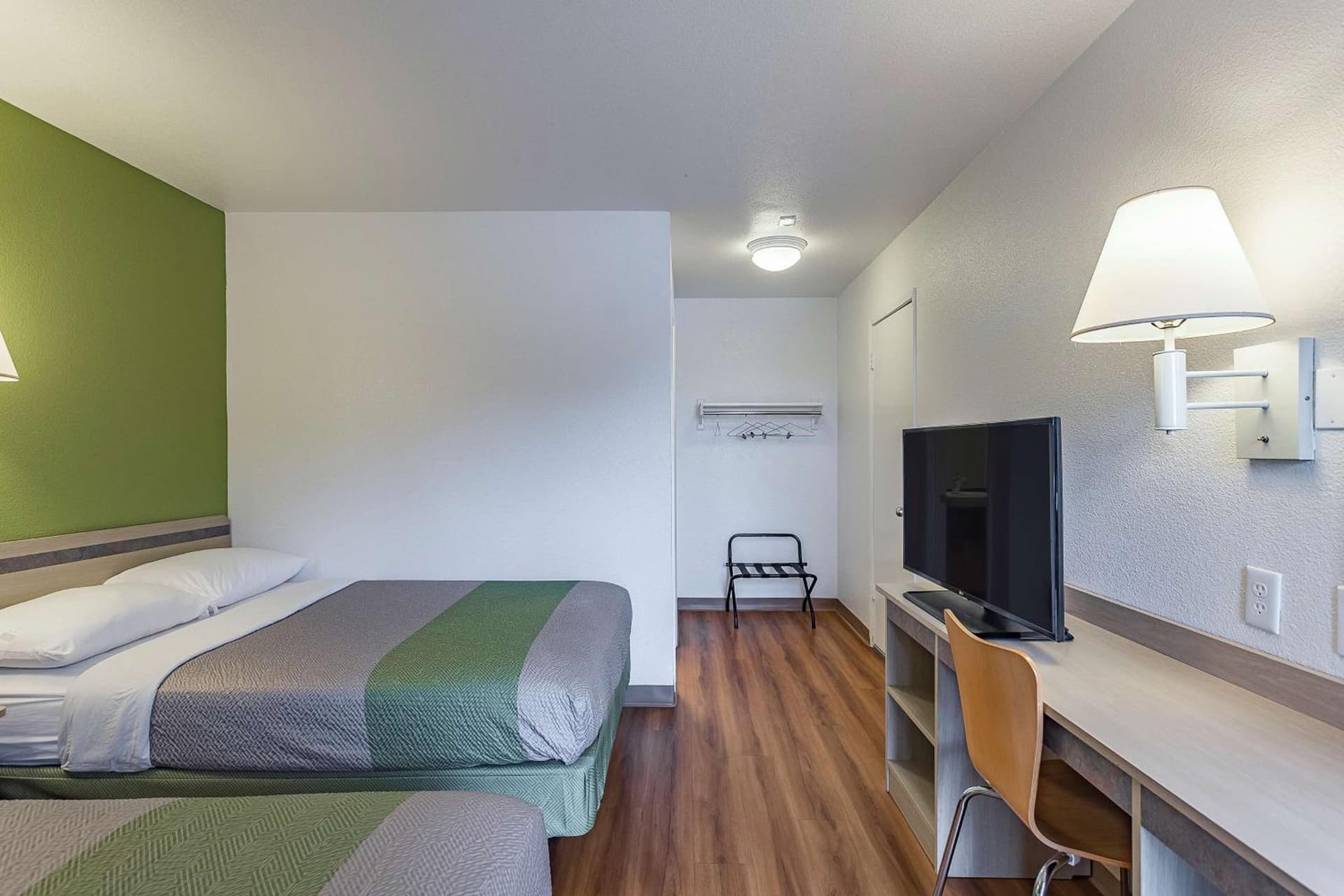 Motel 6-Billings, MT - South gallery photo in Billings, MT — image 42