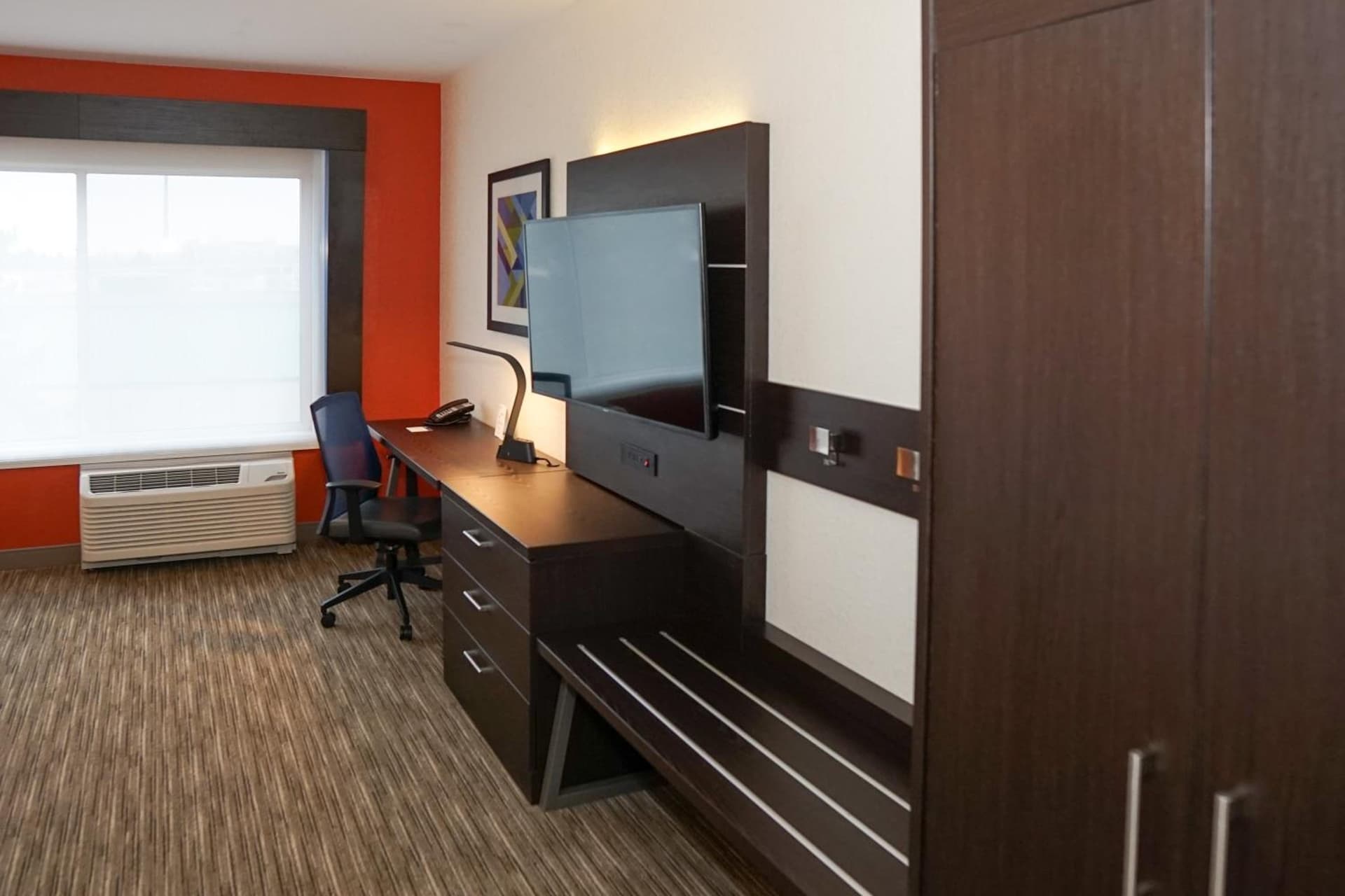 Holiday Inn Express & Suites - Aurora Medical Campus by IHG gallery photo in Aurora, CO — image 51