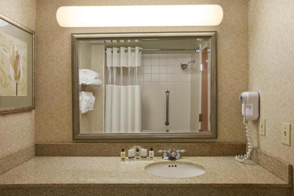 Wingate by Wyndham Charlotte Airport interior in Charlotte, NC — gallery photo 2