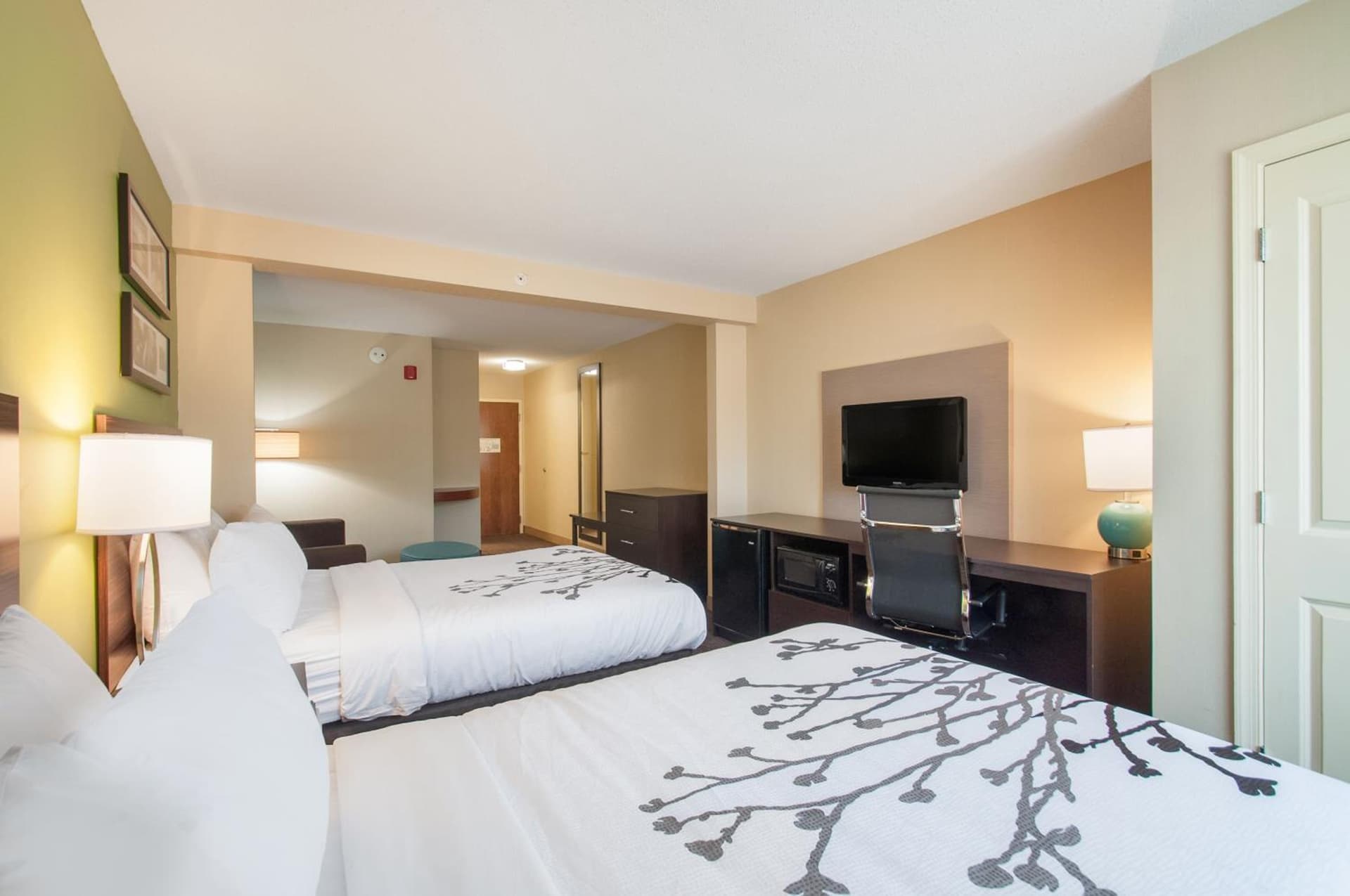 Sleep Inn & Suites Dover University Area gallery photo in Dover, DE — image 6