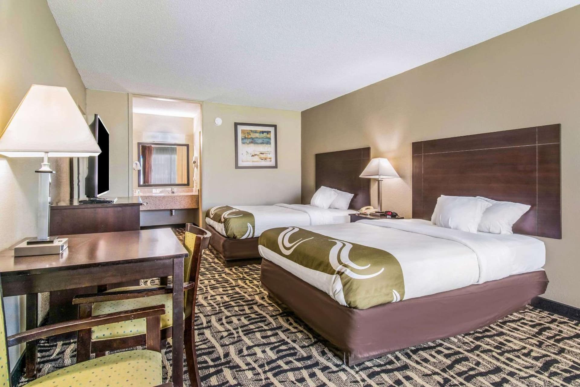 Quality Inn & Suites York East gallery photo in York, PA — image 7