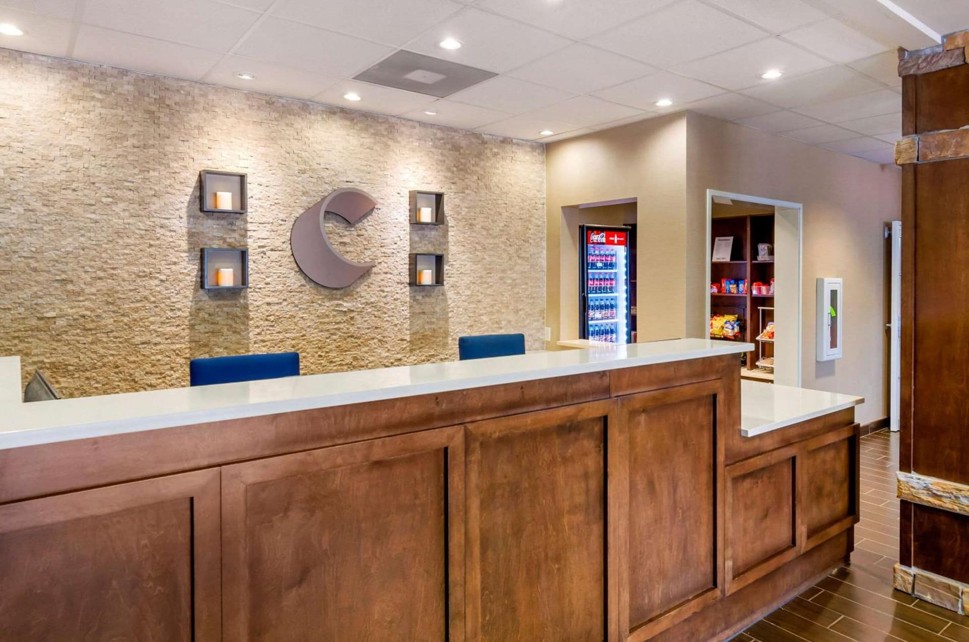 Comfort Inn & Suites Lynchburg Airport - University Area interior in Lynchburg, VA — gallery photo 2