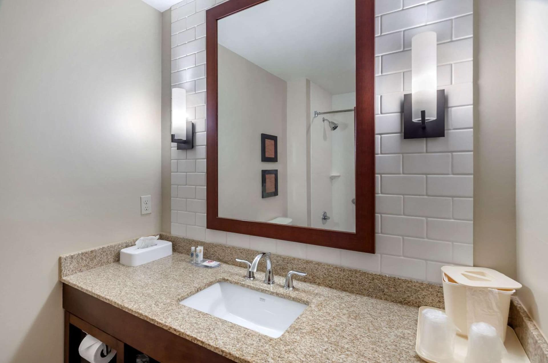 Comfort Inn & Suites Lynchburg Airport - University Area gallery photo in Lynchburg, VA — image 32