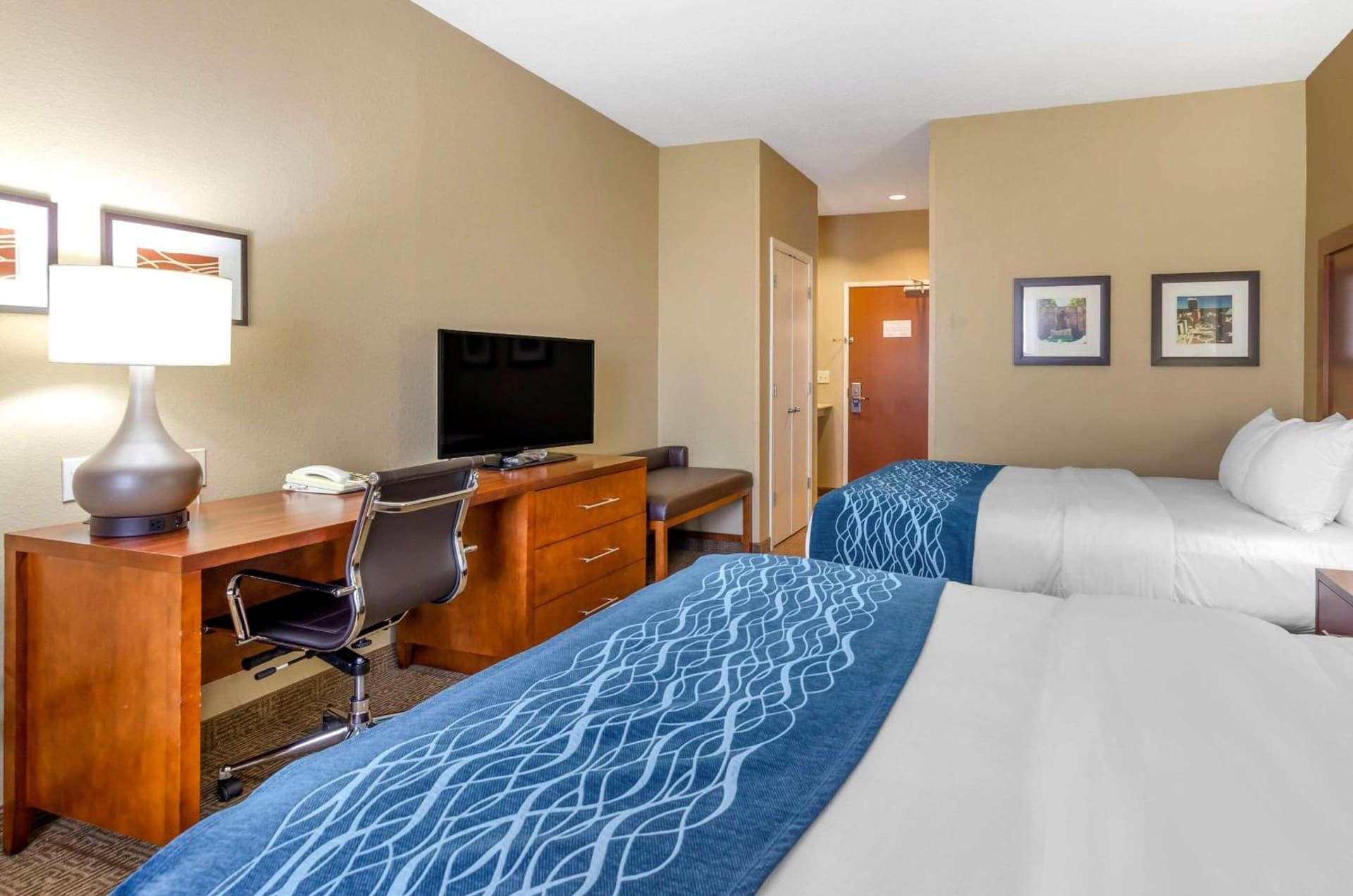 Comfort Inn & Suites Lynchburg Airport - University Area gallery photo in Lynchburg, VA — image 6