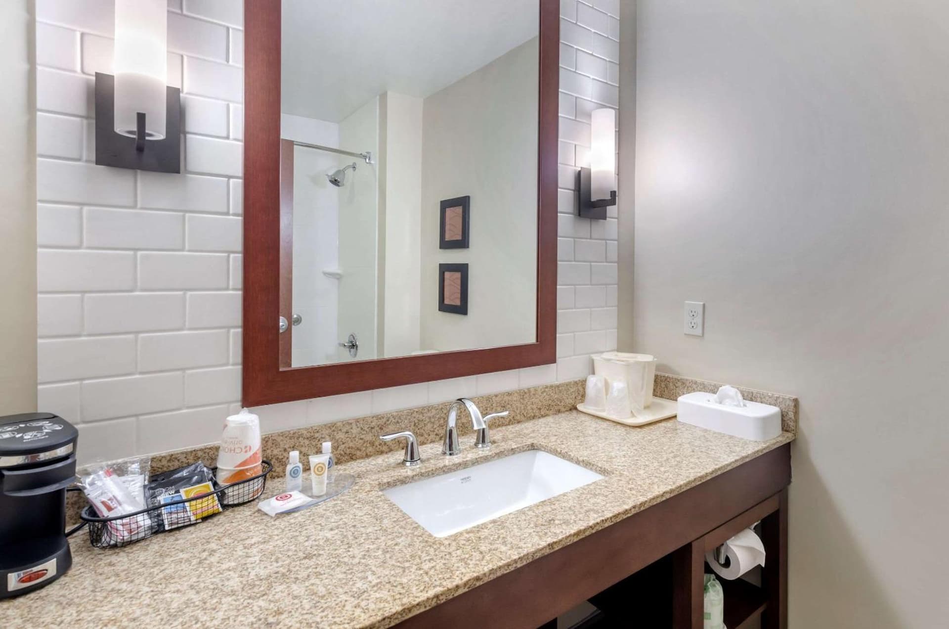 Comfort Inn & Suites Lynchburg Airport - University Area gallery photo in Lynchburg, VA — image 36
