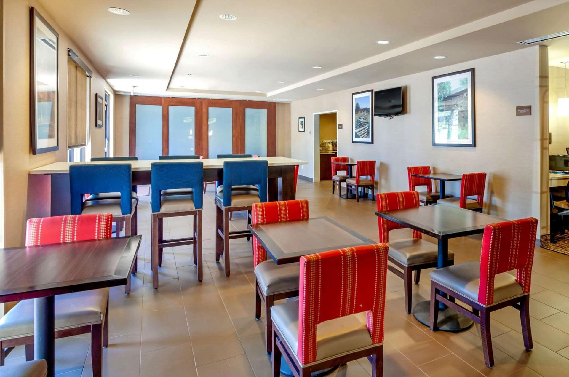 Comfort Inn & Suites Lynchburg Airport - University Area gallery photo in Lynchburg, VA — image 18