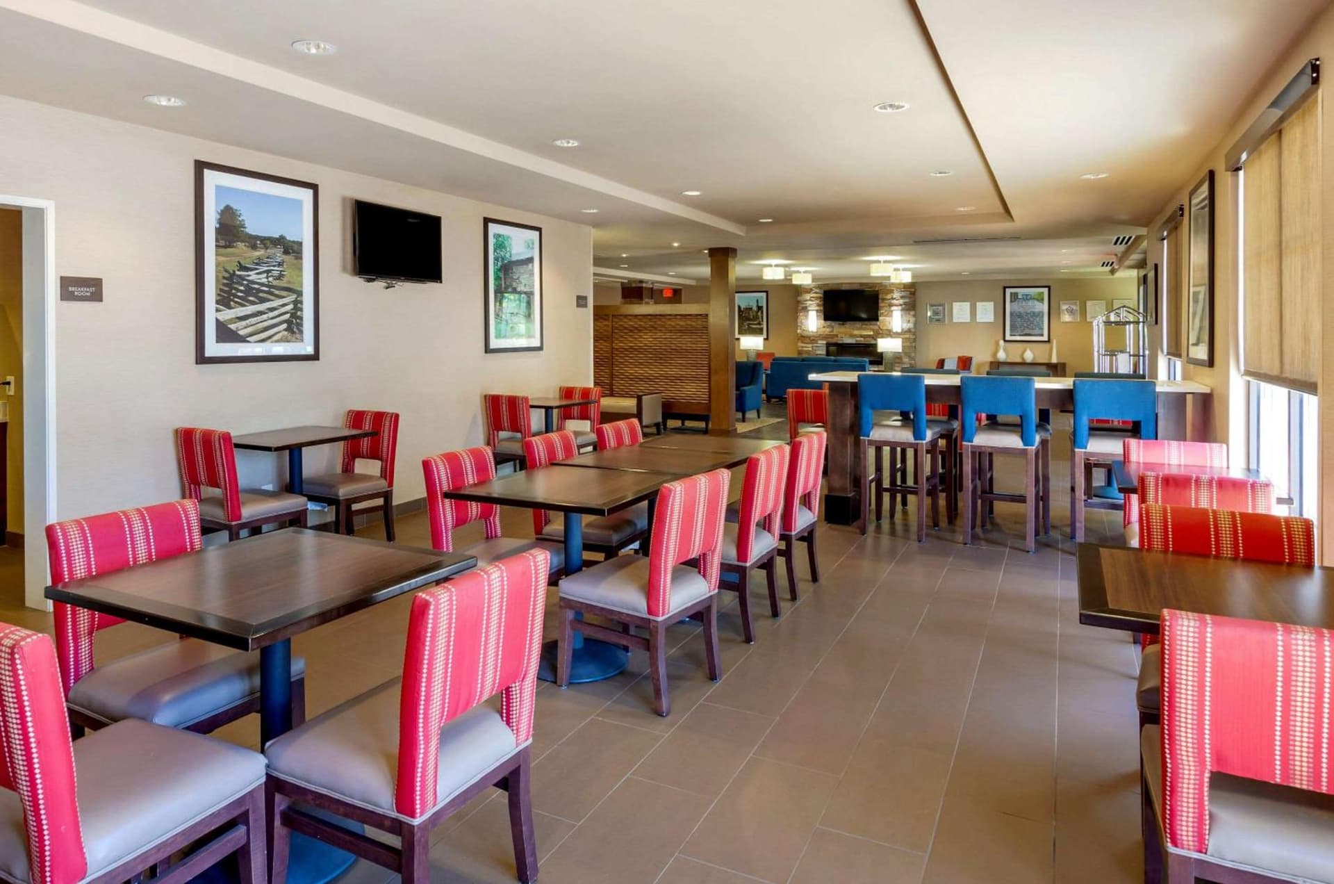 Comfort Inn & Suites Lynchburg Airport - University Area gallery photo in Lynchburg, VA — image 19