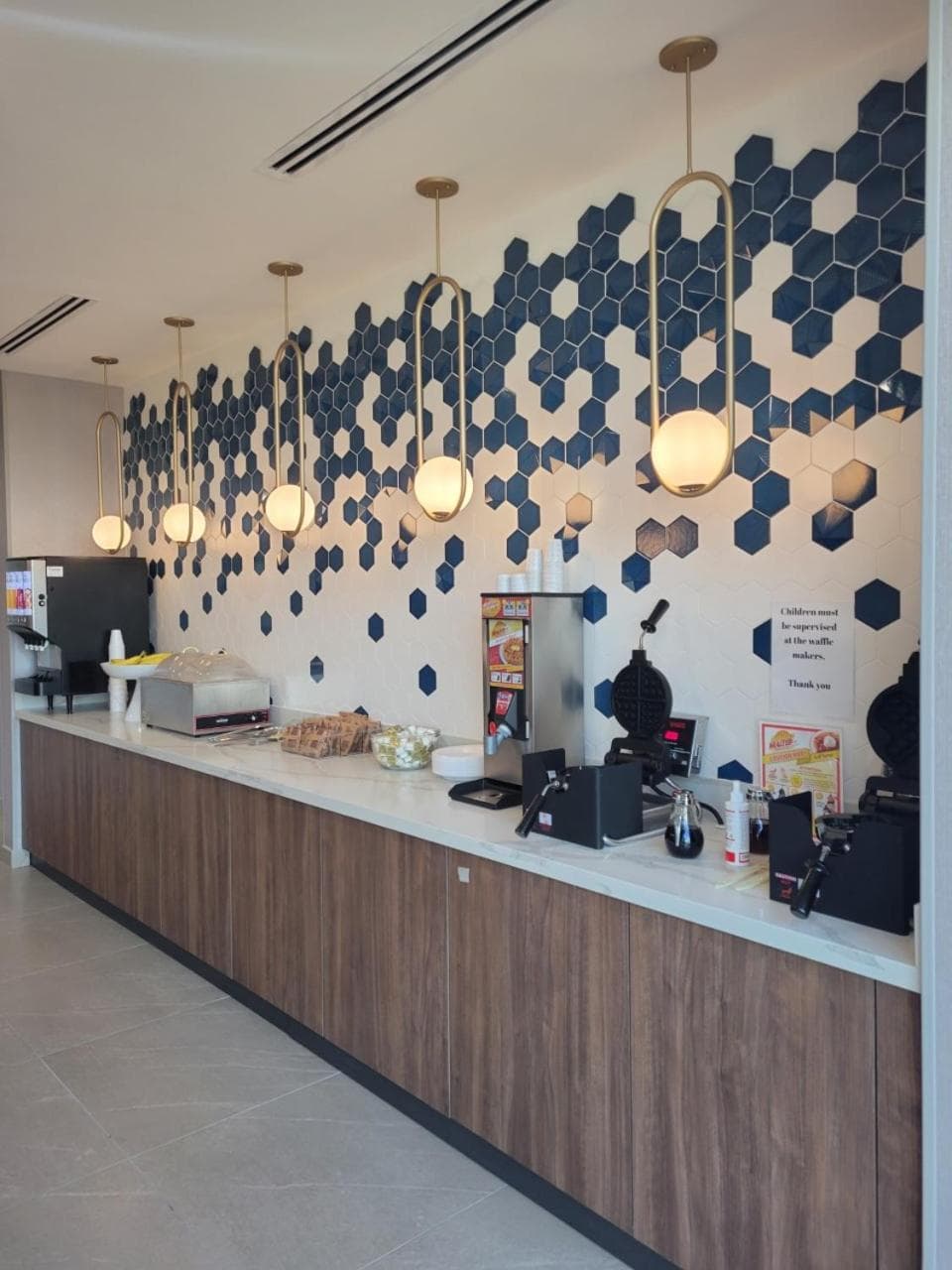 La Quinta Inn & Suites by Wyndham Terrell gallery photo in Terrell, TX — image 36