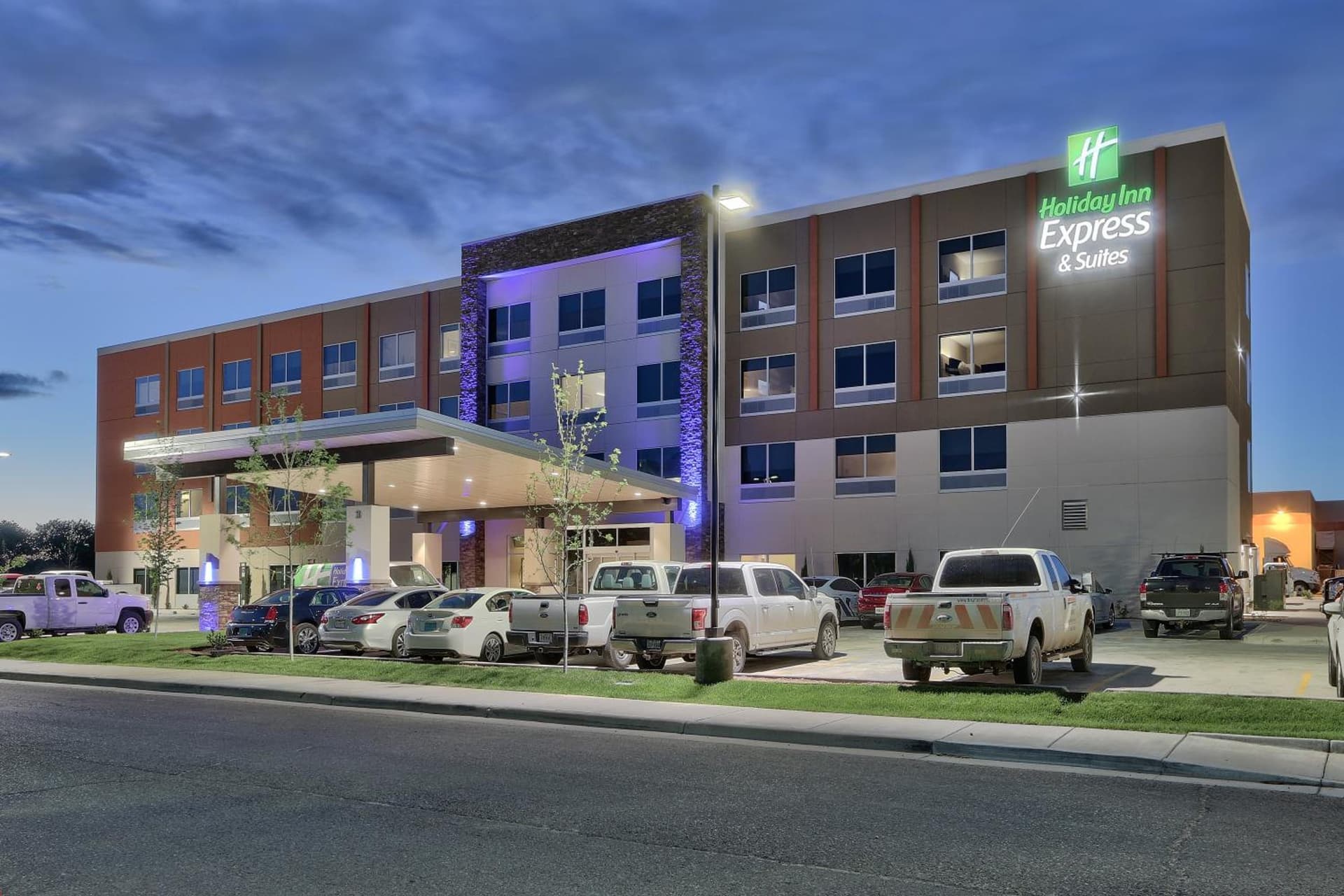 Holiday Inn Express & Suites - Roswell by IHG featured exterior or lobby in Roswell, NM — similar hotel