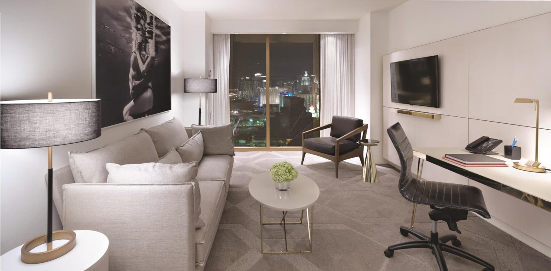 W Las Vegas property views in Las Vegas, NV — gallery photo 3