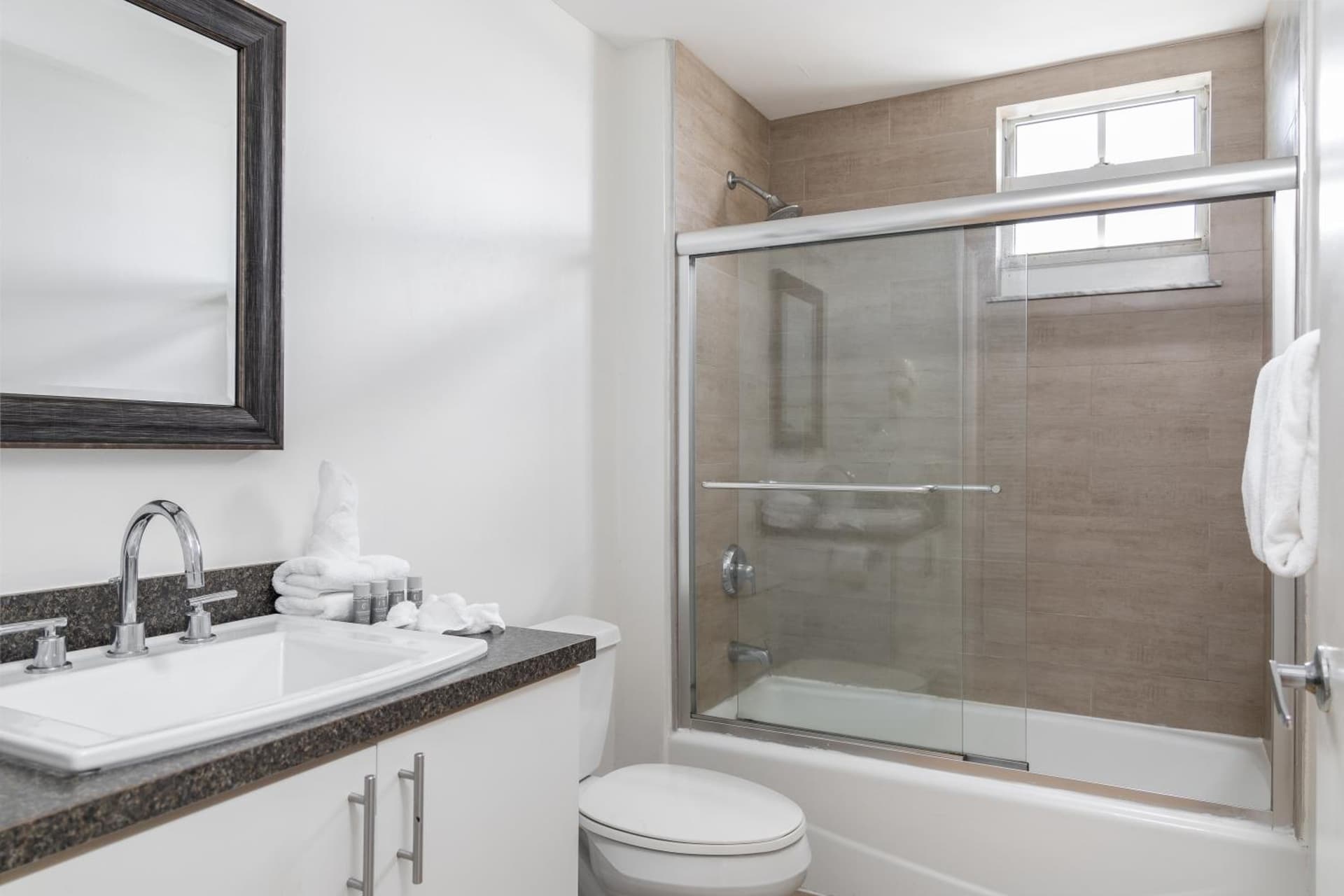 Fortune House Hotel Suites gallery photo in Miami, FL — image 69